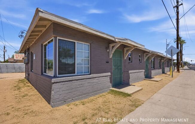 1040 N 16 ST