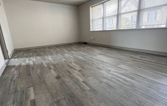 2 Bedroom Apartment In Pitcairn