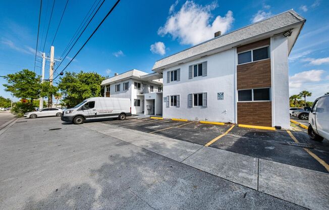 Kenwood Apartments