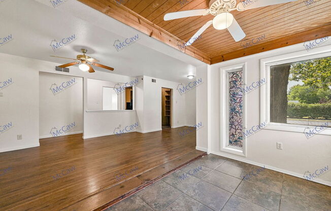 2704 HIGHWOOD DR