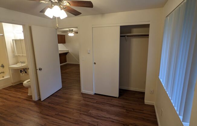 1 bed, 1 bath, 650 sqft, $1,200, Unit 04