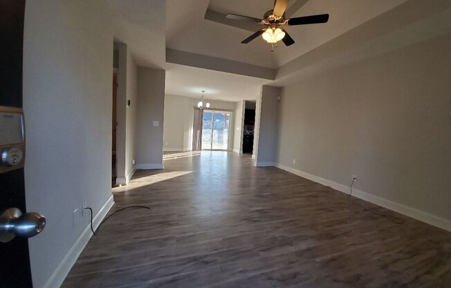 3 Bedroom 2 Full Bath Dog Friendly Home For Rent!