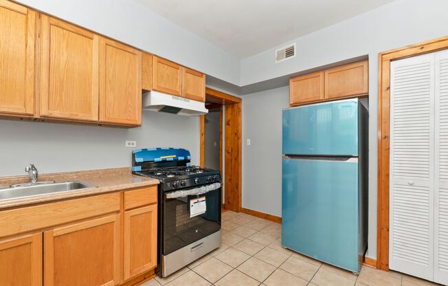 2 beds, 1 bath, 1,000 sqft, $1,125, Unit 3110 - 2B