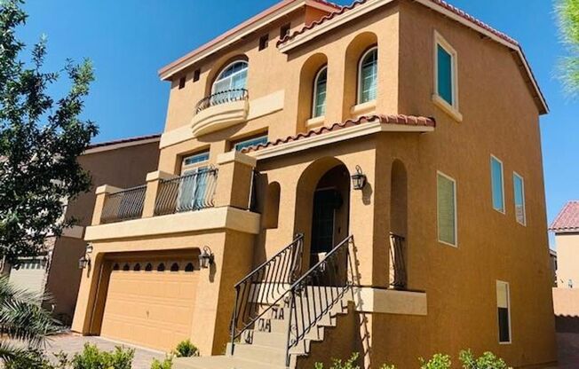 Beautiful Southwest Home with Dual Primary Bedrooms and Solar!