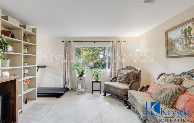 138 WARWICK DR