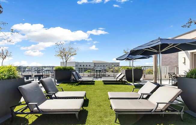 Rooftop Sky Deck with Chaise Loungers
