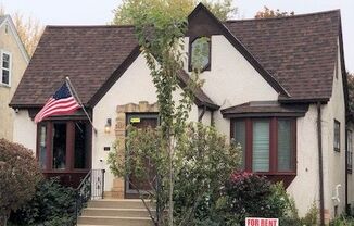 5337 34 AVE S