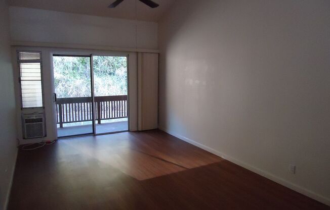 Newtown Meadows Clean 2 Bedroom, 2 Bath, with 2 Parking Stalls in Aiea