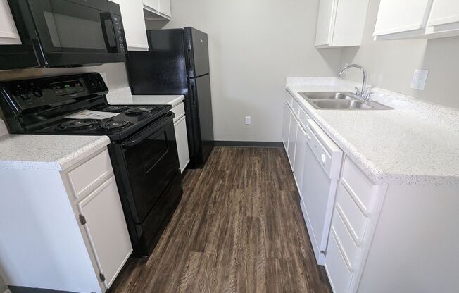 1 bed, 1 bath, 720 sqft, $850