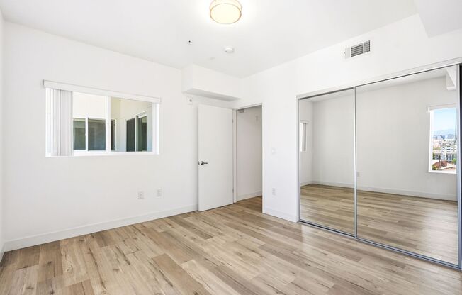 2 beds, 2 baths, 1,037 sqft, $2,950, Unit 401