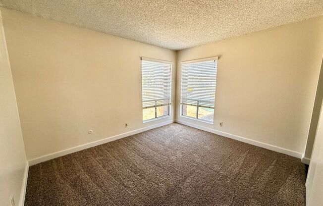 Upstairs 2 bedroom with 2 assigned parking spots!