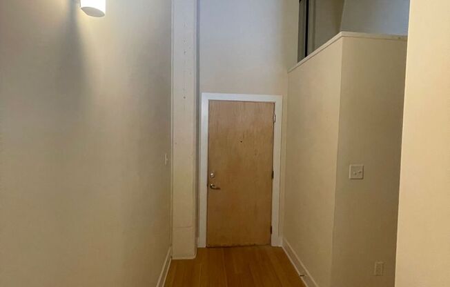 1 bed, 1 bath, 631 sqft, $1,250, Unit 308
