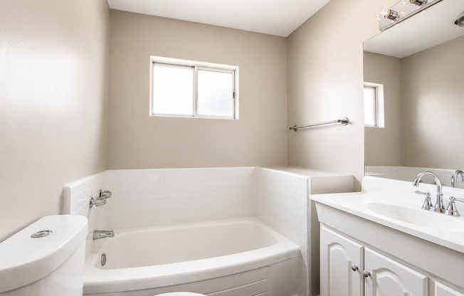 1 bed, 1 bath, 650 sqft, $1,995, Unit 107