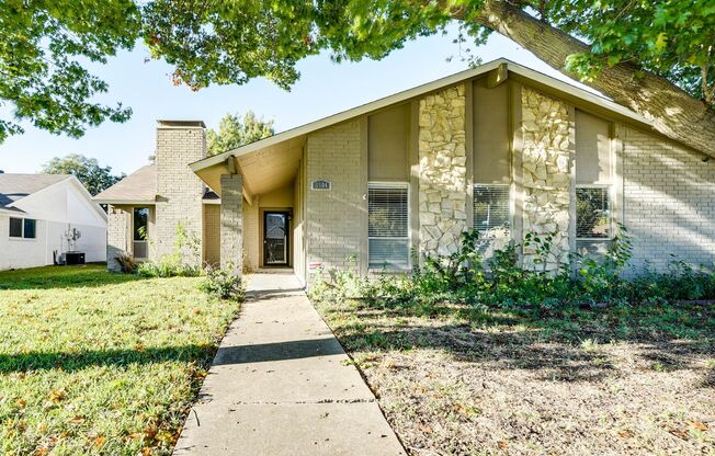 Affordable 3 bedrooms in the heart of a peaceful plano neighborhood