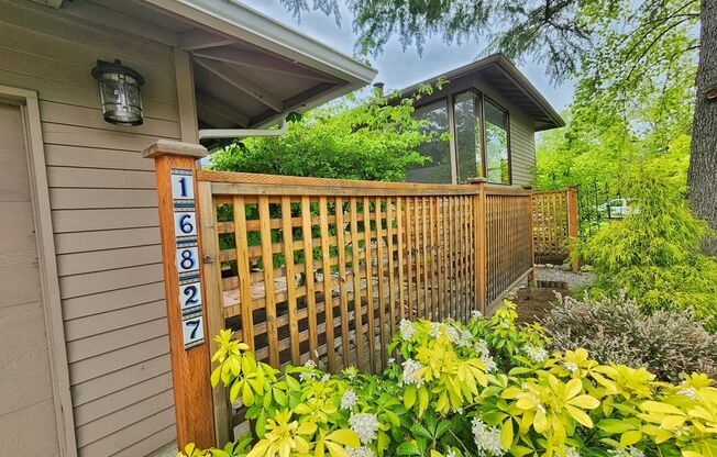 Beautiful 4 Bed 1.75 Bath Home Near Microsoft
