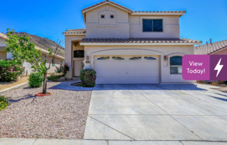 Three bed and two /half bath North Phoenix