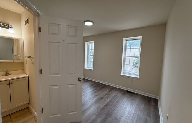 4 beds, 3 baths, 1,800 sqft, $2,200, Unit Unit 2