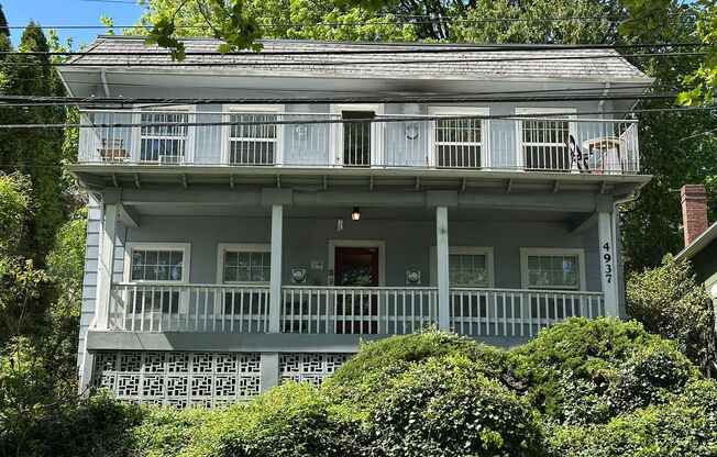 Corbett House Apartments