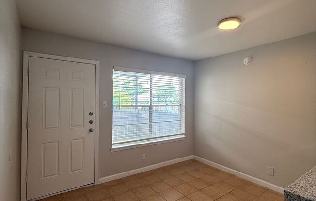 3 beds, 2 baths, 1,256 sqft, $1,550, Unit 12-1201 W/D