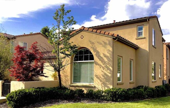 $3,990 - 4 BR - GORGEOUS SAN RAMON HOME IN GALE RANCH