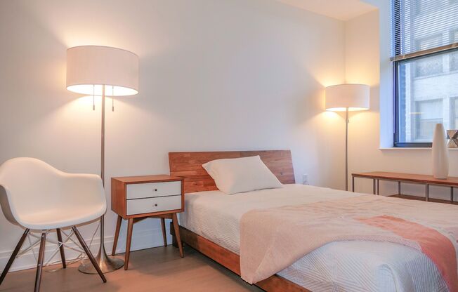 Studio, 1 bath, 560 sqft, $3,945, Unit 1606