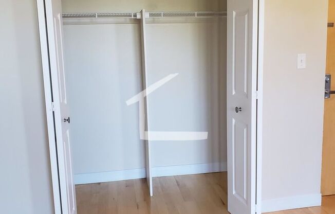 2 beds, 1 bath, $3,596, Unit 3