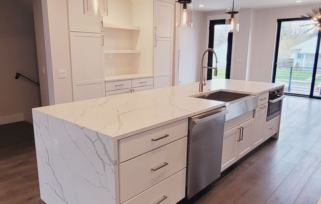 Luxury Downtown Townhome