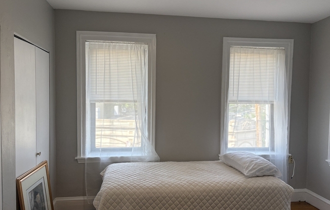 2 beds, 1 bath, 720 sqft, $2,600, Unit 21