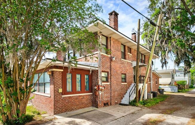 Charming 2/1 in Prime Location | Private Entrance + In-Unit W/D