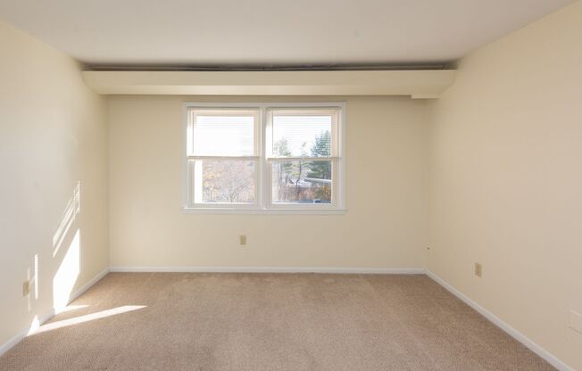 2 beds, 1.5 baths, 1,200 sqft, $2,345, Unit 502J