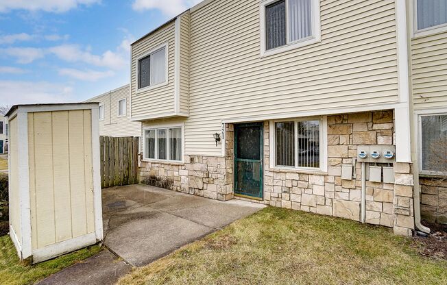 2 beds, 2.5 baths, 1,339 sqft, $1,175, Unit 649