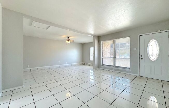 Northeast El Paso 3 Bed Refrig A/C!