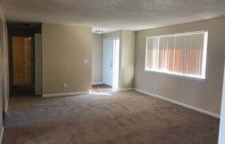 2 beds, 1 bath, 988 sqft, $1,350, Unit M8