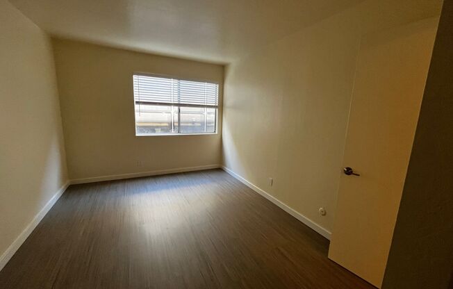 2 beds, 2 baths, 1,000 sqft, $3,295, Unit 304