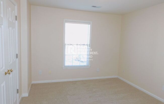 2 beds, 2 baths, $1,295