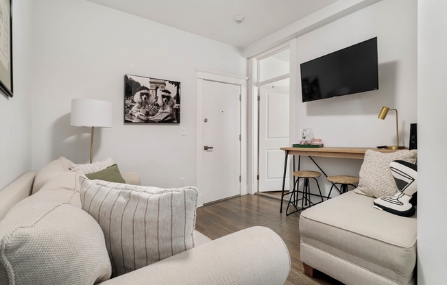 2 beds, 1 bath, 494 sqft, $3,800, Unit 9