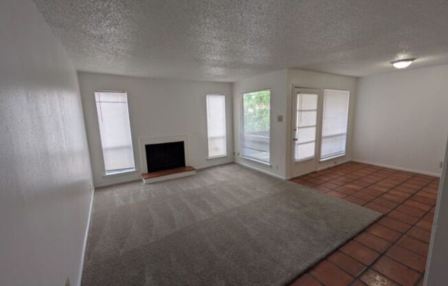 1 bed, 1 bath, 760 sqft, $800, Unit *255