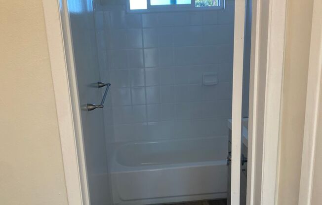 1 bed, 1 bath, 500 sqft, $1,795, Unit 3744-06