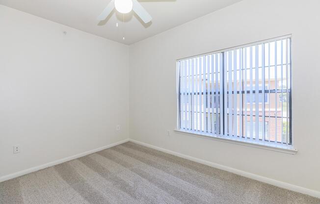 3 beds, 2 baths, 1,261 sqft, $1,495