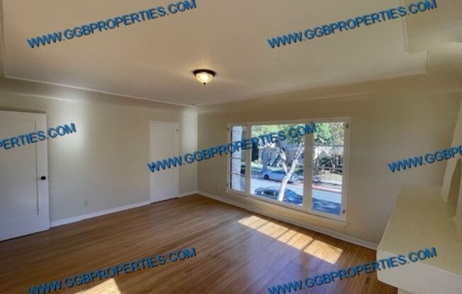 2209 2211 Eucalyptus Ave