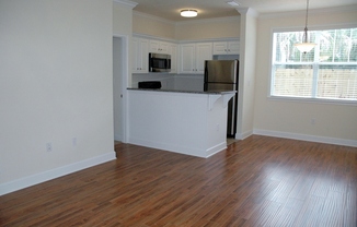 2 beds, 2 baths, $1,995, Unit Unit A