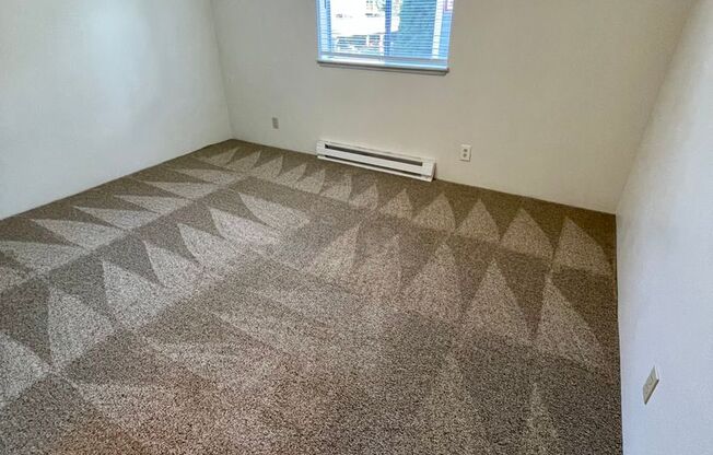 2 beds, 1.5 baths, 900 sqft, $1,600, Unit B301