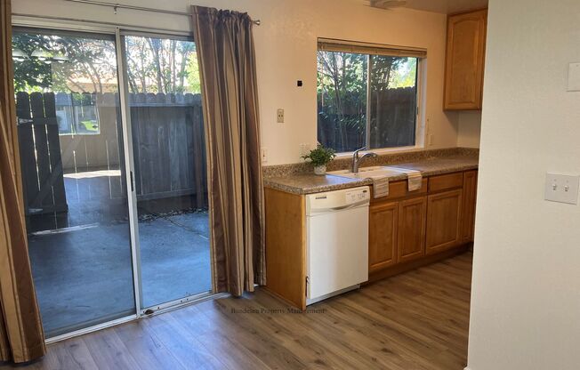 2 beds, 2 baths, $2,400