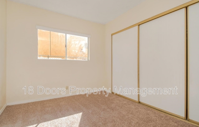 840 GRAND AVE