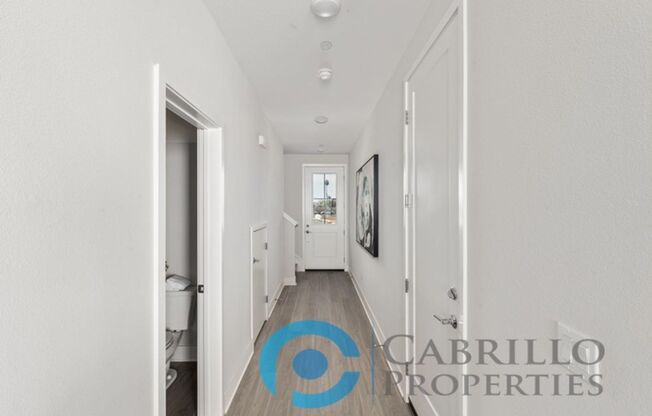 4 beds, 2.5 baths, $4,000, Unit 1626