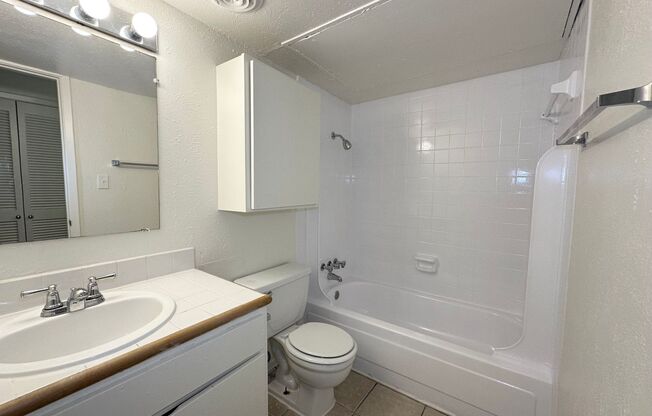 1 bed, 1 bath, 660 sqft, $1,239, Unit OPA-236