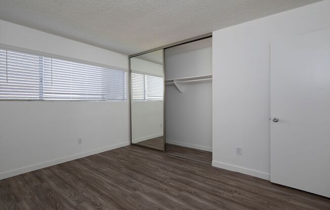 2 beds, 2 baths, 1,120 sqft, $2,400, Unit 008