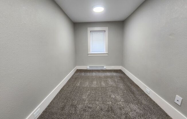 1 bed, 1 bath, 520 sqft, $1,200, Unit 105