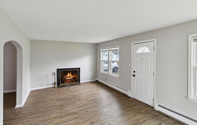 286 E 238 ST