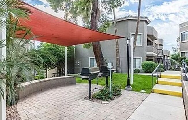 2 beds, 2 baths, $1,300, Unit # 1004